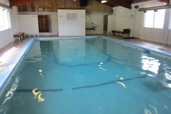 Pool 31 of 42