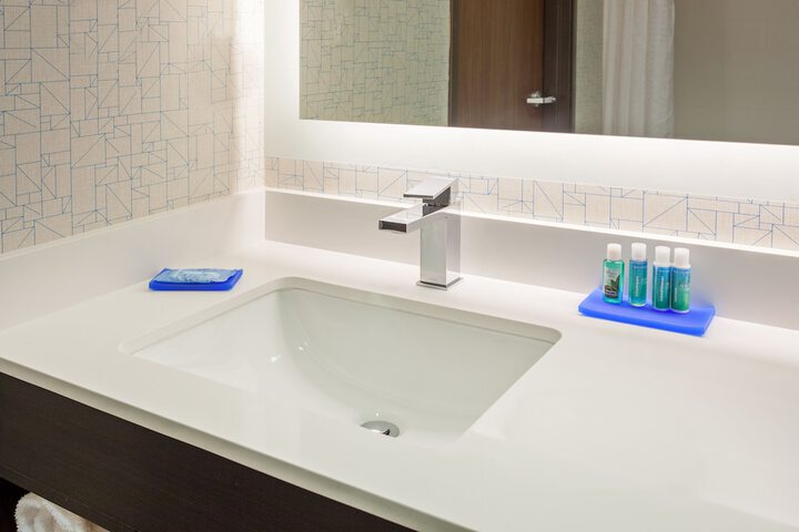 Bathroom amenities