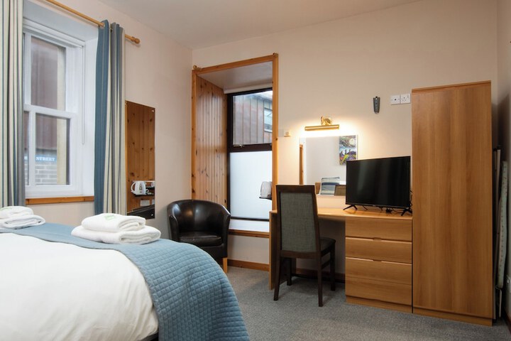 Room 21 of 82