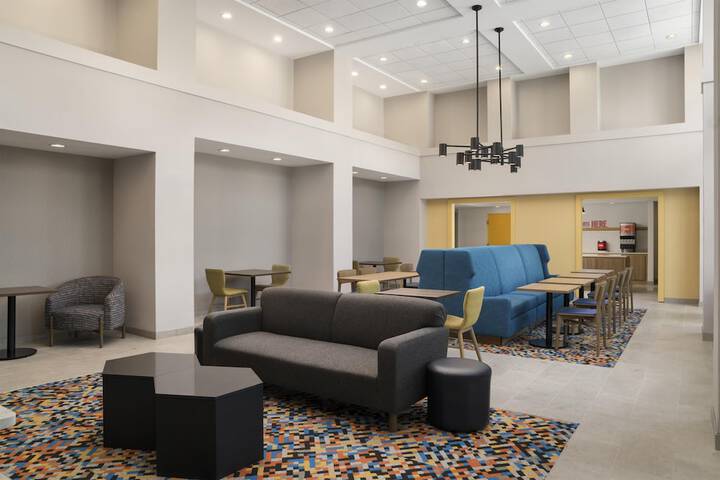 Lobby Entry