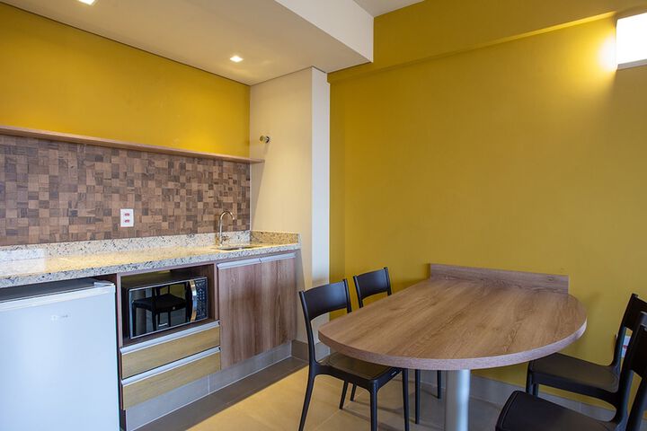 Room 4 of 49