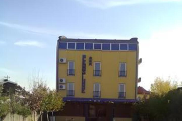 Hotel 5 of 10