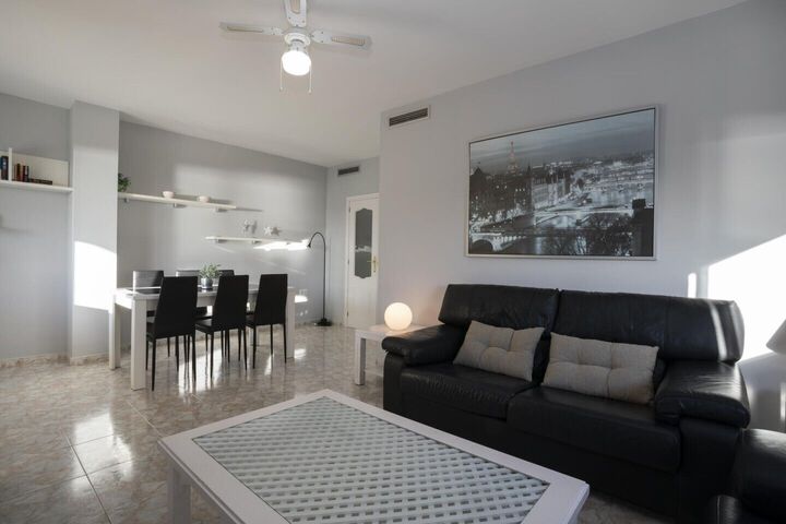 Room 14 of 32