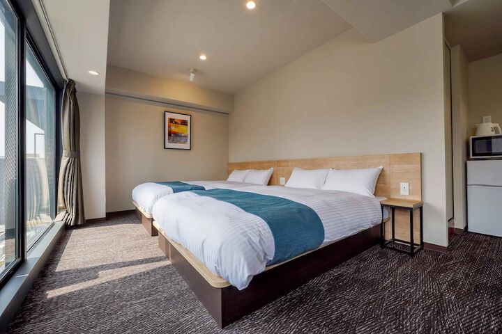 Room 10 of 146