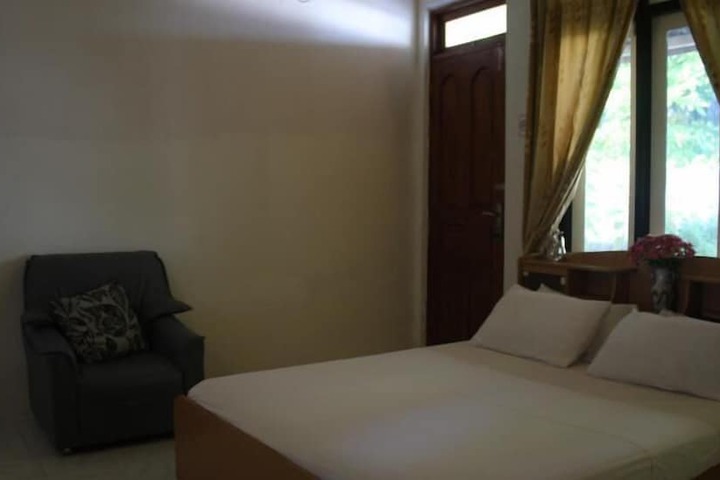 Room 3 of 19