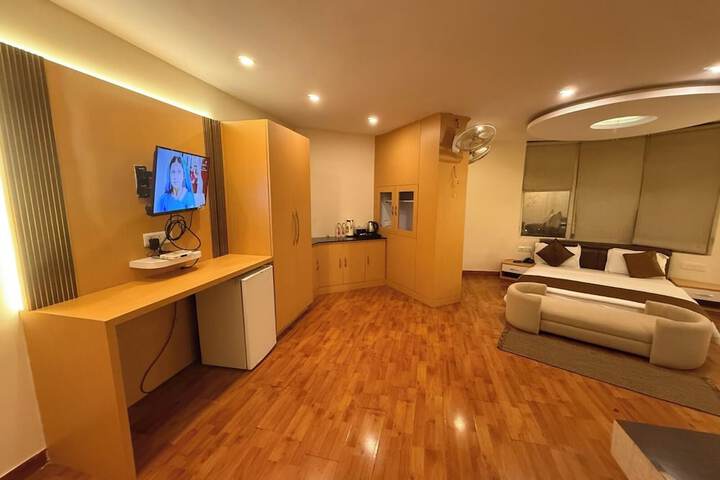 Room 30 of 51