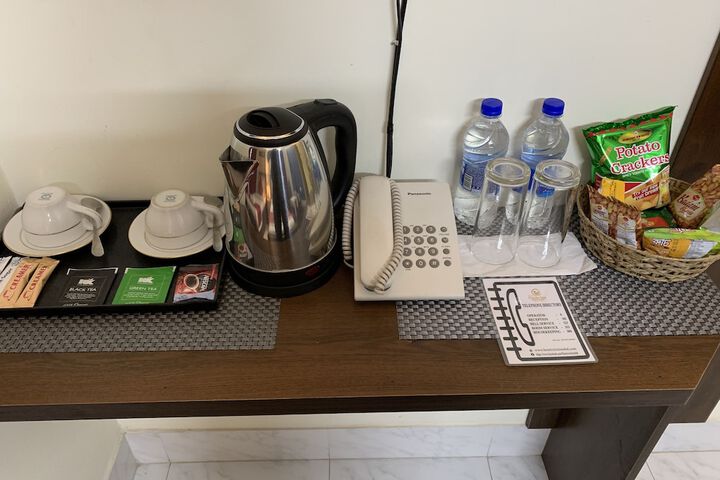 Breakfast/Coffee Service 34 of 52