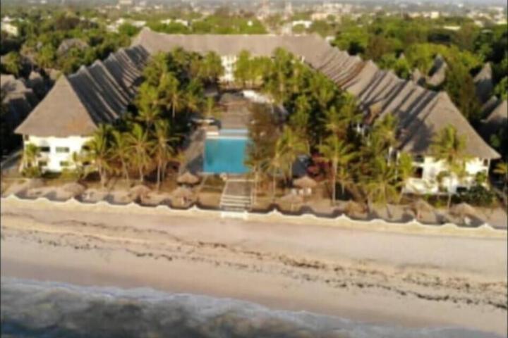 Hotel 2 of 18