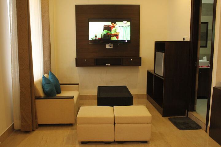 Room 13 of 97