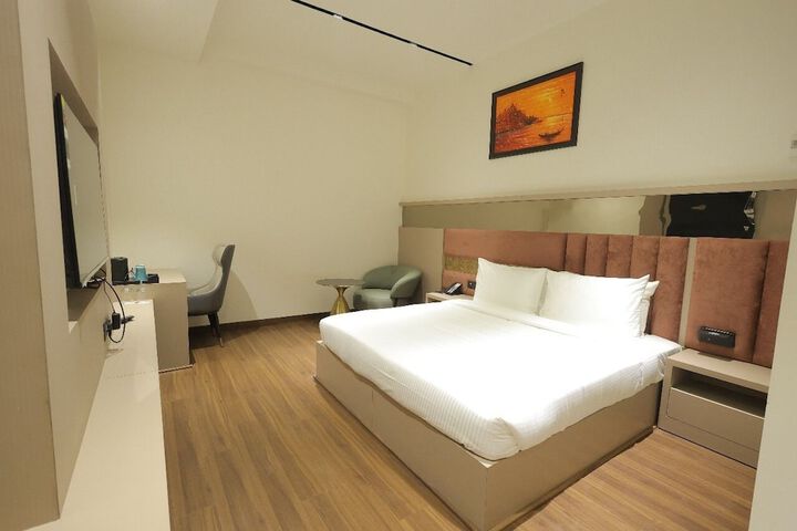 Room 13 of 56