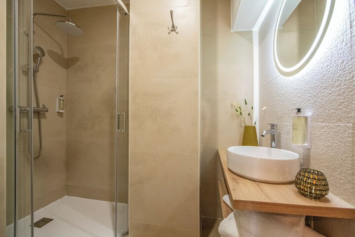 Clean Restrooms