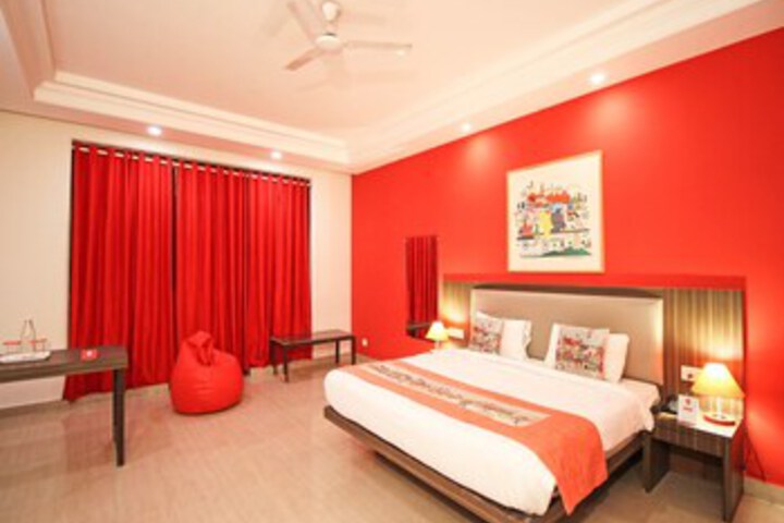 OYO Flagship 273 Noida Expressway SEZ