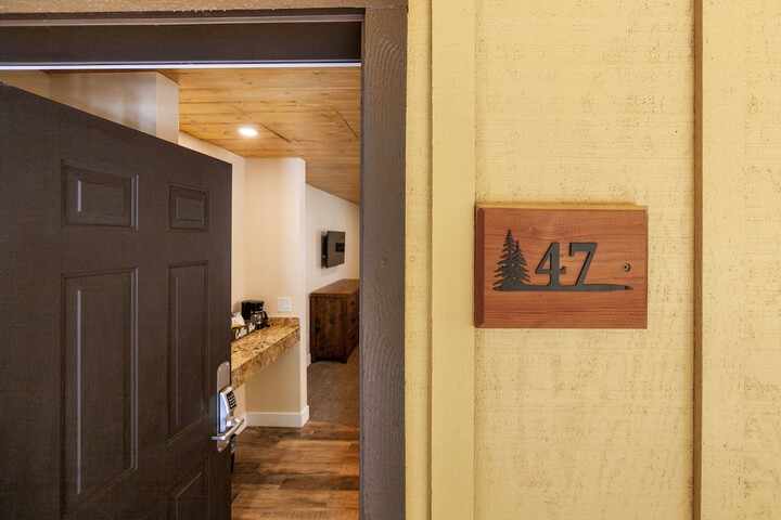 Hotel 115 of 126