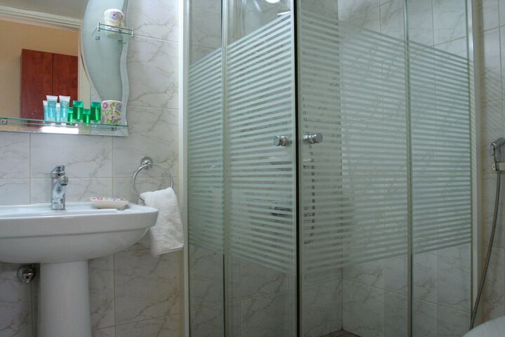 Room 7 of 21