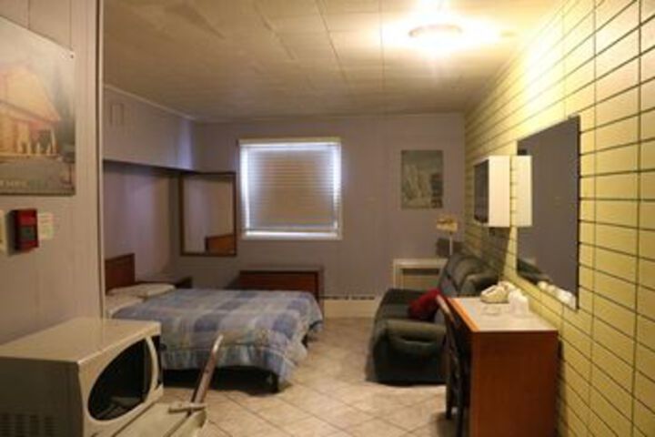 Room 13 of 54