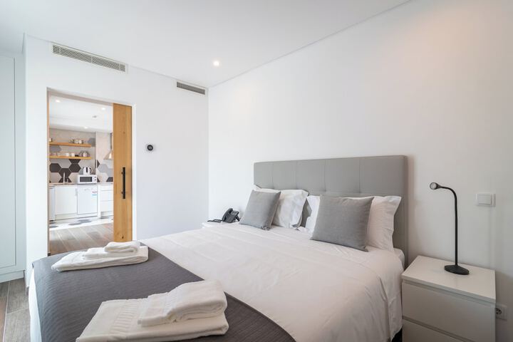 Room 14 of 49