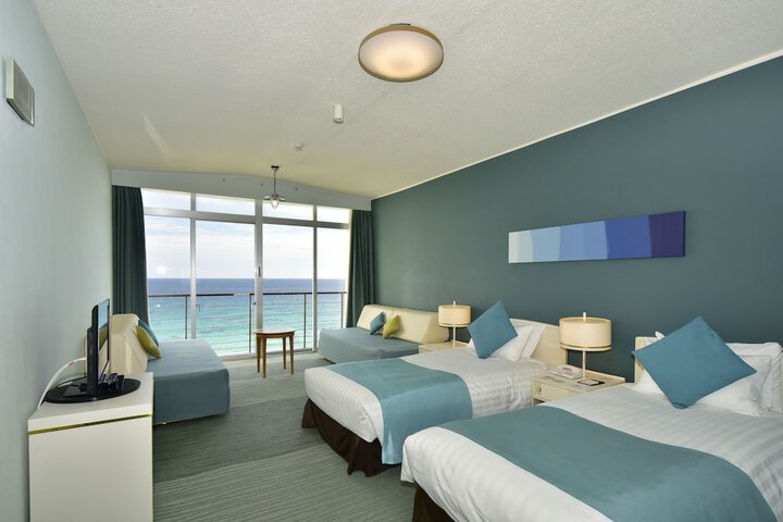Room 12 of 277