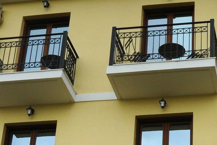 Hotel 82 of 82