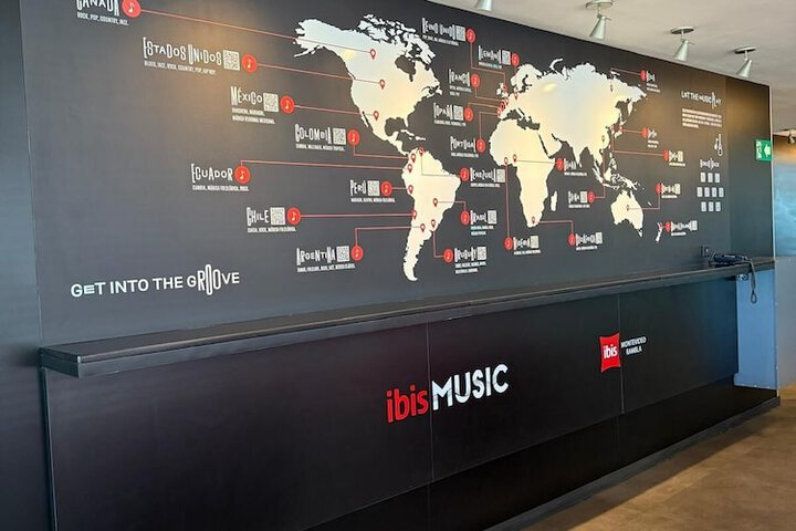 Guest Lobby