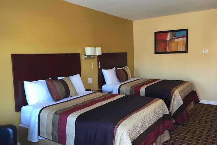 Room 8 of 62
