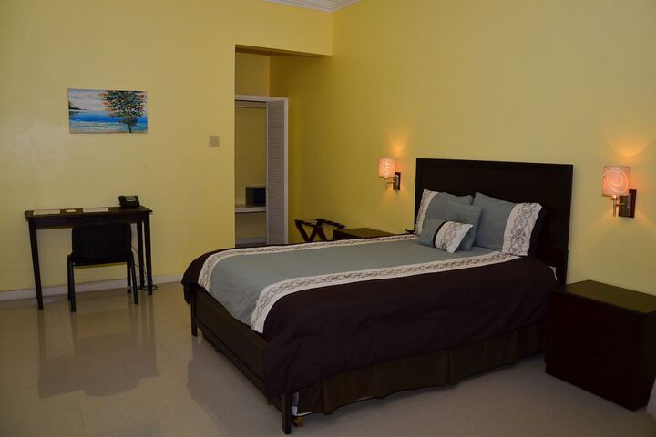 Room 3 of 52