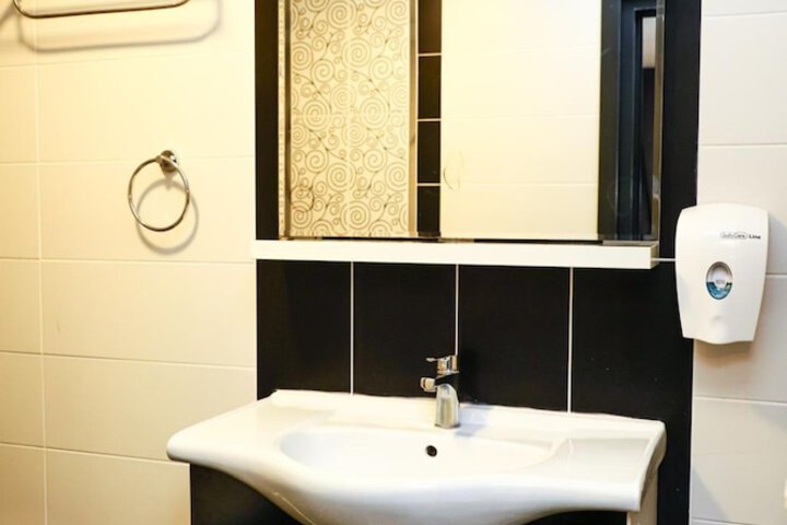 Room 43 of 54