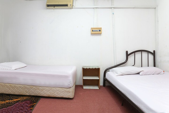 Room 11 of 22