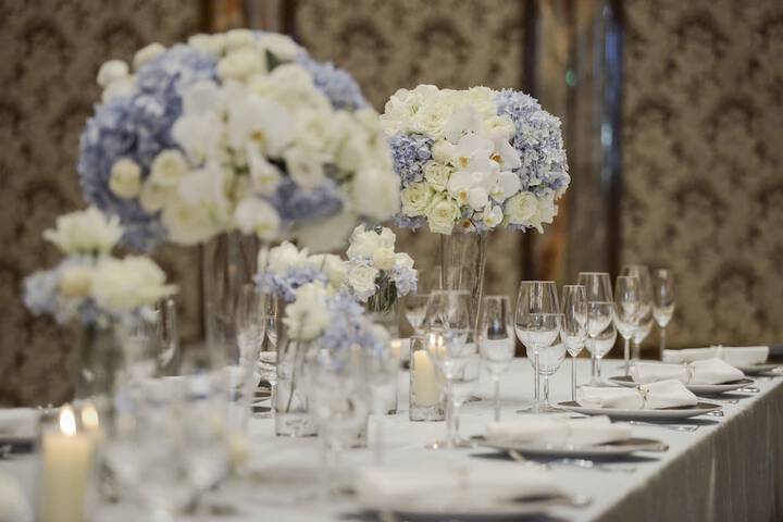 Ballroom/Hall 82 of 106