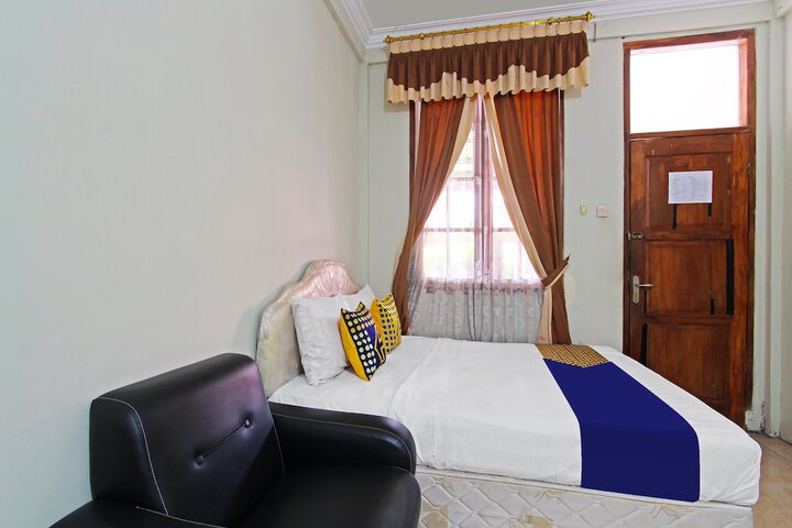 Room 15 of 26
