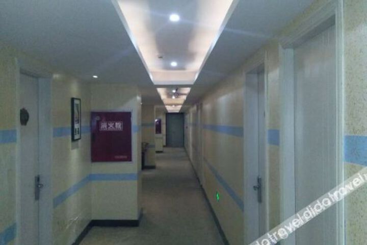 Hotel Interior 12 of 26