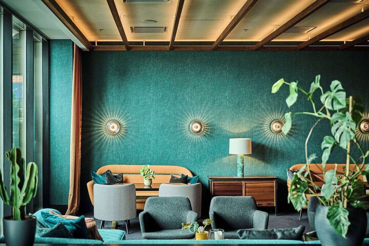 Guest Lobby