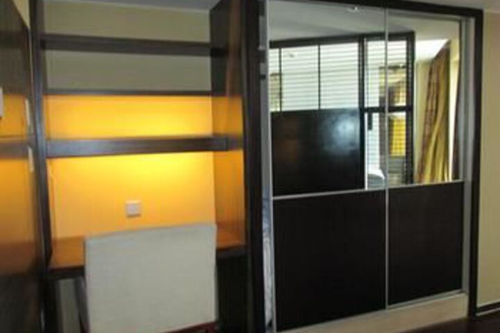 Room 3 of 51