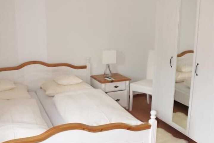 Room 40 of 137