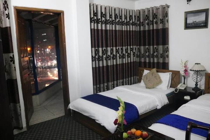 Room 20 of 47