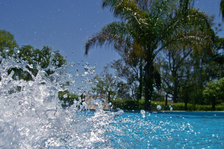 Pool 2 of 6