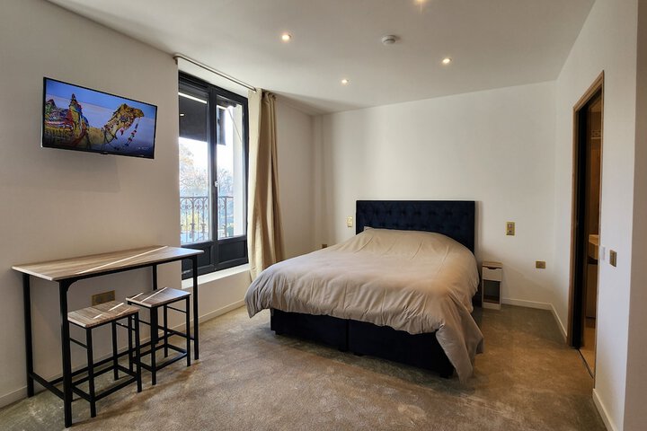 Room 3 of 26