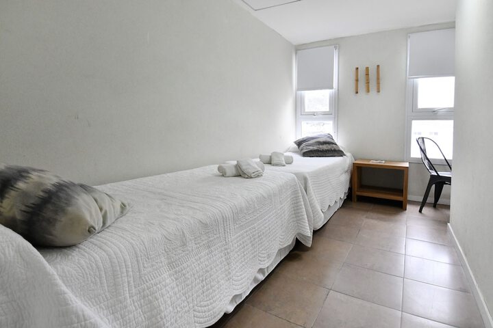 Room 14 of 118