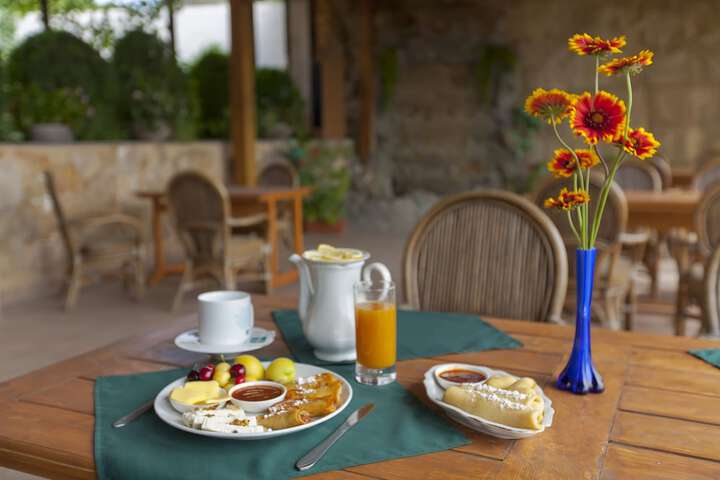Breakfast/Coffee Service 41 of 60