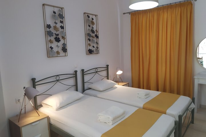 Room 7 of 72