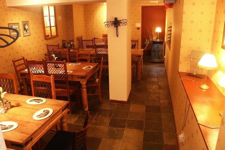 Dining Photos