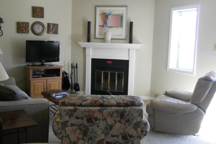 Room 8 of 13
