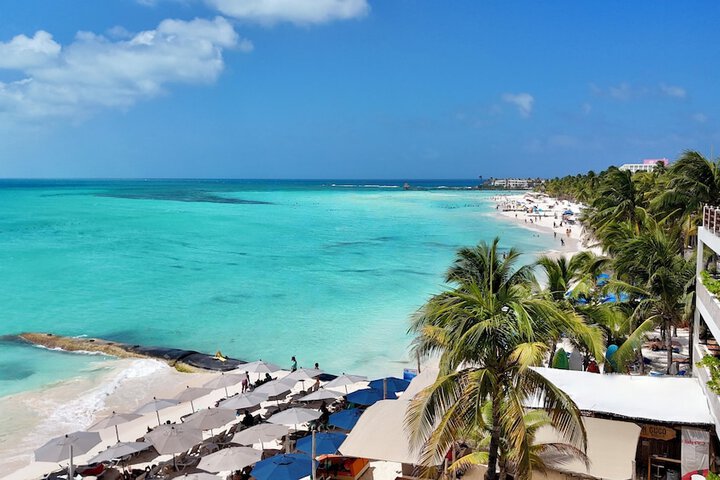 Cuxos Hotel Beachfront