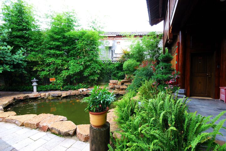 Property Grounds 23 of 28