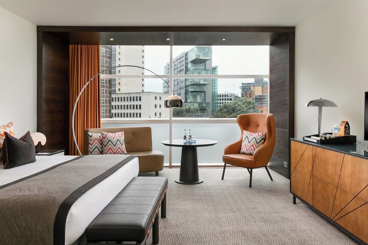 Room 20 of 104