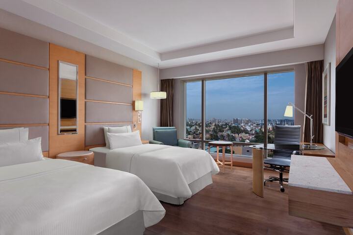 Room 25 of 85