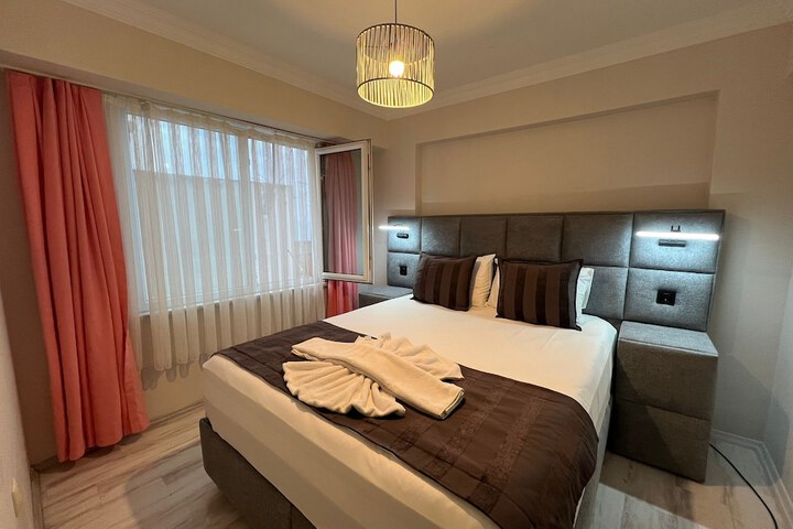 Room 7 of 29