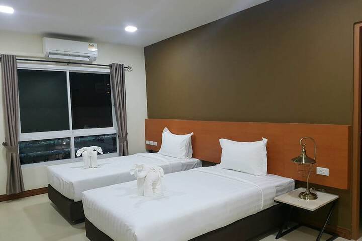 Room 7 of 31