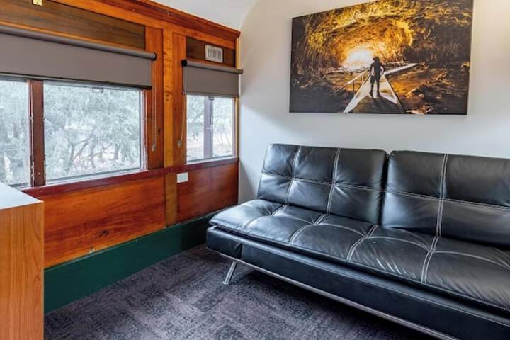 Room 10 of 30