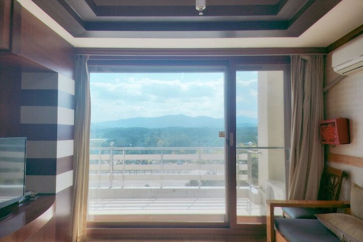 Room 16 of 45