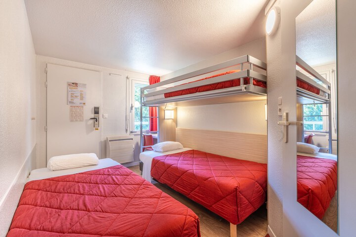 Room 10 of 56